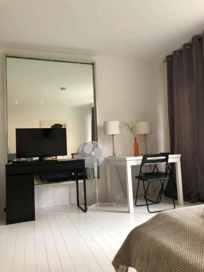 Amsliving Bed & Breakfast Amsterdam Exterior photo